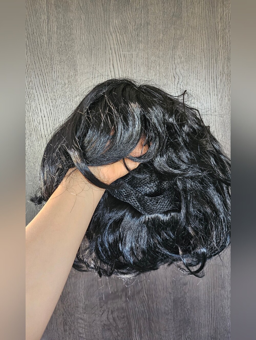 Short black hair wig, synthetic hair, cosplay wig, costume wig.
